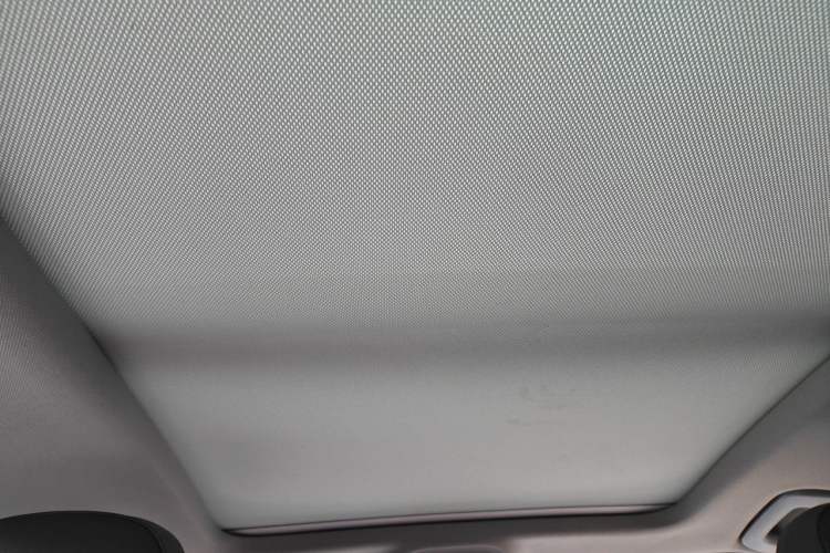 Used Audi A4L 2019 40 TFSI Fashion Edition China VI Emission Standard Headliner