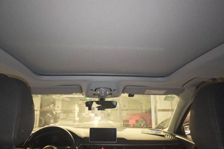 Used Audi A4L 2019 40 TFSI Fashion Edition China VI Emission Standard Headliner