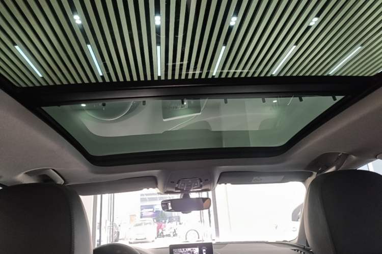 Used Audi A4L 2019 40 TFSI Fashion Edition China VI Emission Standard Headliner