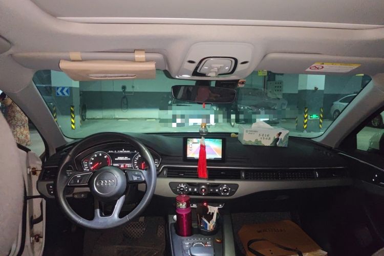 Used Audi A4L 2019 40 TFSI Ambition China VI Headliner