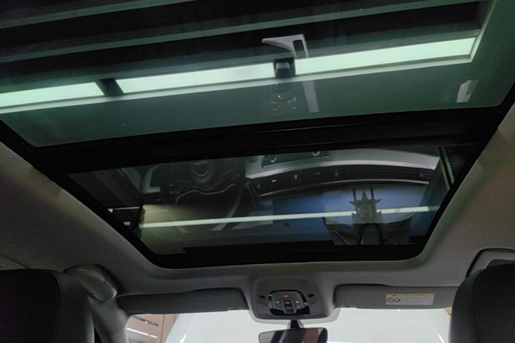 Used Audi A4L 2019 40 TFSI Fashion Edition China VI Emission Standard Headliner