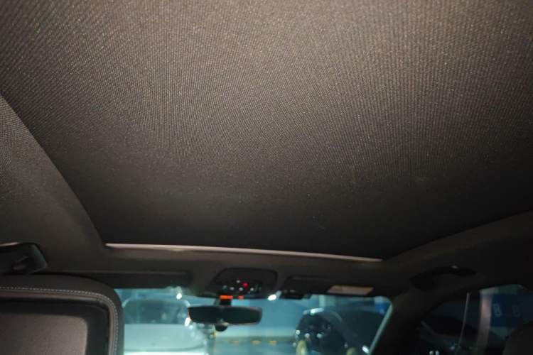 Used Audi A4L 2019 40 TFSI Sporty Version China VI Headliner