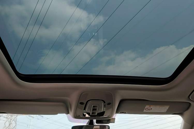 Used Audi A4L 2019 40 TFSI Ambition China VI Headliner