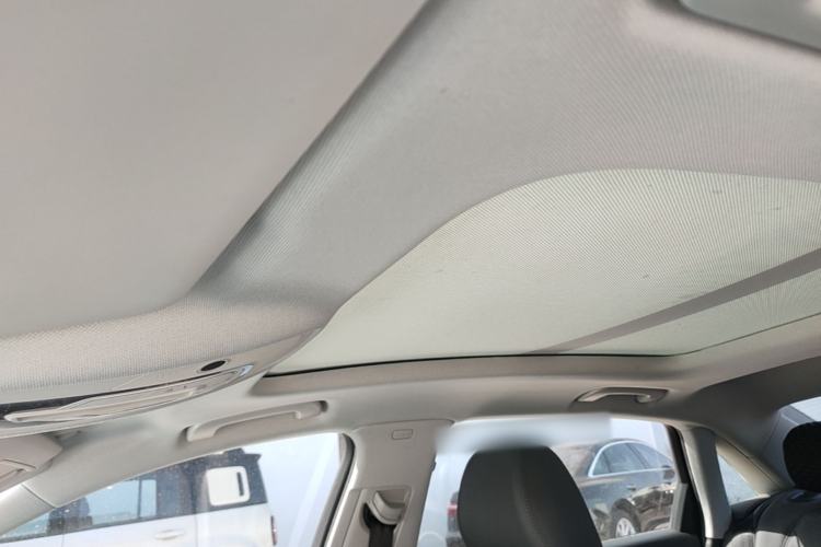 Used Audi A4L 2019 40 TFSI Fashion Edition China VI Emission Standard Headliner