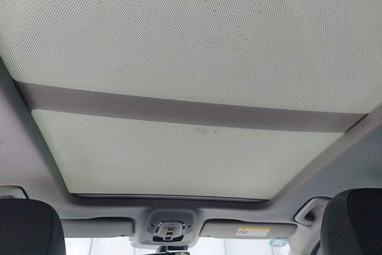 Used Audi A4L 2019 40 TFSI Fashion Edition China VI Emission Standard Headliner