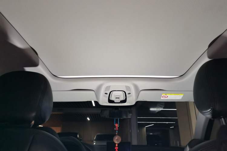 Used Audi A4L 2019 40 TFSI Ambition China VI Headliner