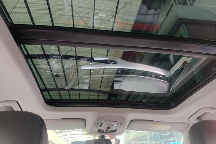 Used Audi A4L 2019 40 TFSI Fashion Version China V Headliner