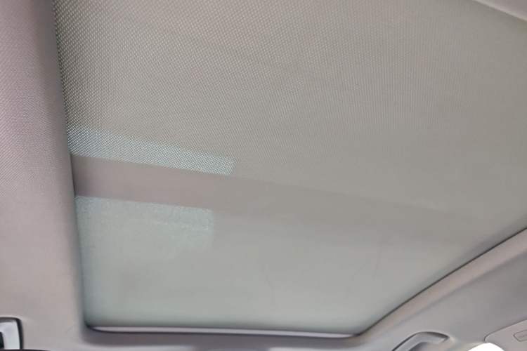 Used Audi A4L 2019 40 TFSI Fashion Edition China VI Emission Standard Headliner