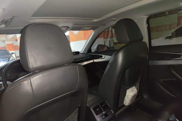 Used Audi A4L 2019 40 TFSI Fashion Version China V Headliner