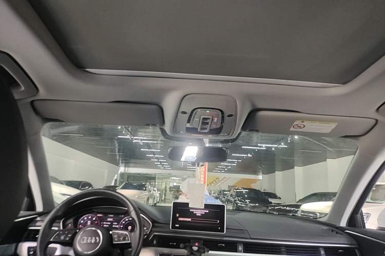 Used Audi A4L 2019 40 TFSI Fashion Version China V Headliner