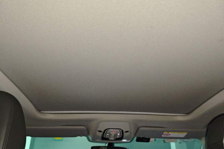 Used Audi A4L 2019 40 TFSI Fashion Edition China VI Emission Standard Headliner