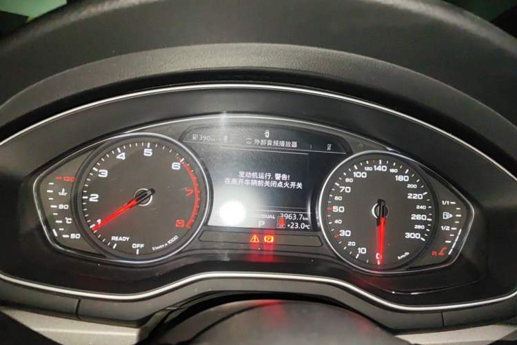 Used Audi A4L 2019 40 TFSI Fashion Edition China VI Emission Standard Instrument Cluster