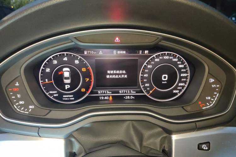Used Audi A4L 2019 40 TFSI Fashion Edition China VI Emission Standard Instrument Cluster