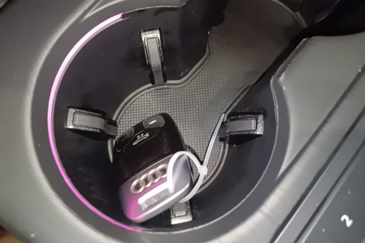 Used Audi A4L 2019 40 TFSI Ambition China VI Interior 1