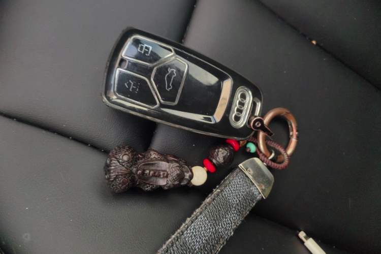 Used Audi A4L 2019 40 TFSI Ambition China VI Interior 1