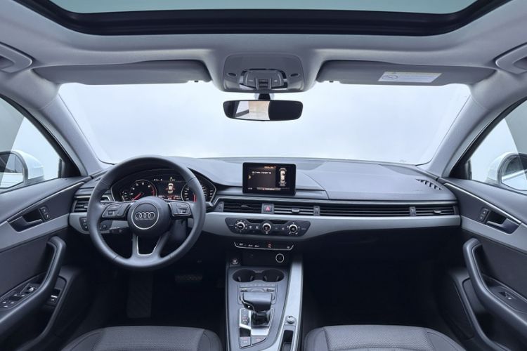 Used Audi A4L 2019 40 TFSI Ambition Version China V Interior 11
