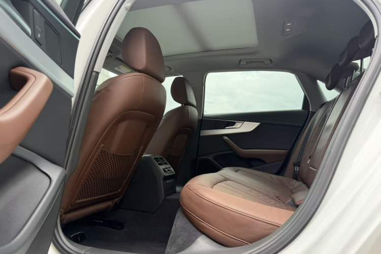 Used Audi A4L 2019 45 TFSI quattro Individual Sport Edition China VI Interior 2