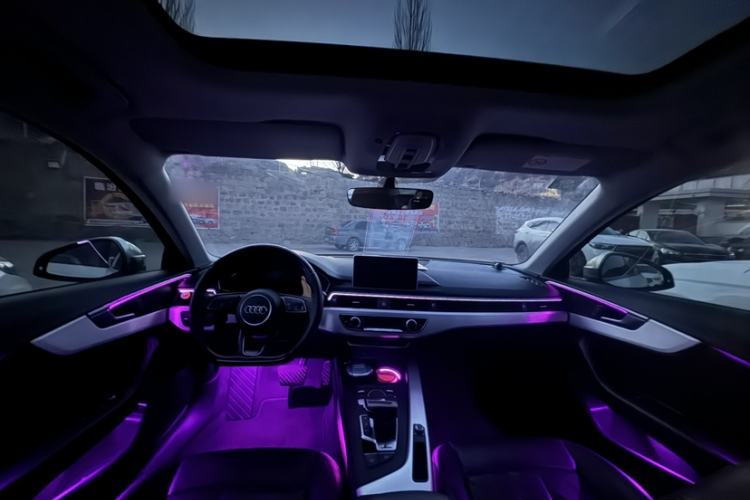 Used Audi A4L 2019 40 TFSI Fashion Edition China VI Emission Standard Interior 2