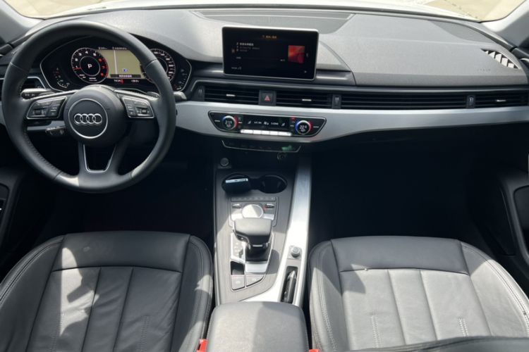 Used Audi A4L 2019 40 TFSI Fashion Version China V Interior 2