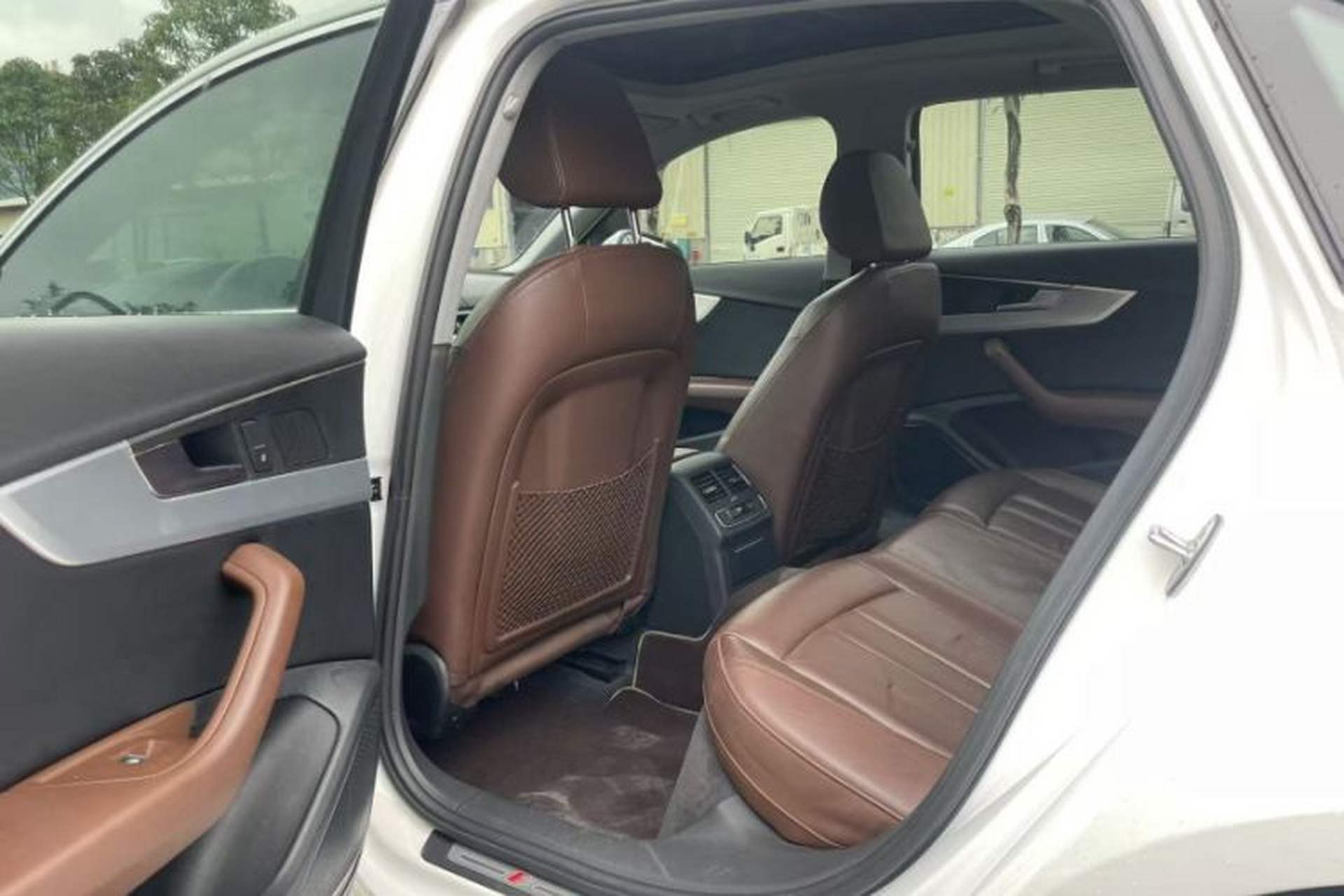 Used Audi A4L 2019 40 TFSI Fashion Edition China VI Emission Standard Interior 2
