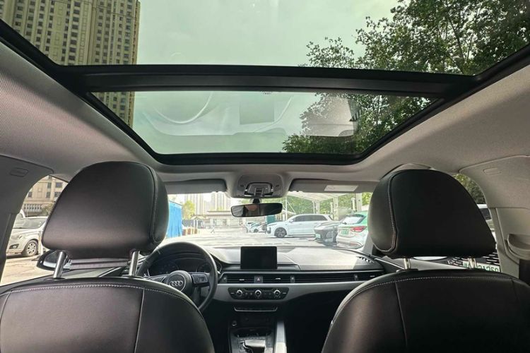 Used Audi A4L 2019 40 TFSI Ambition Version China V Interior 3
