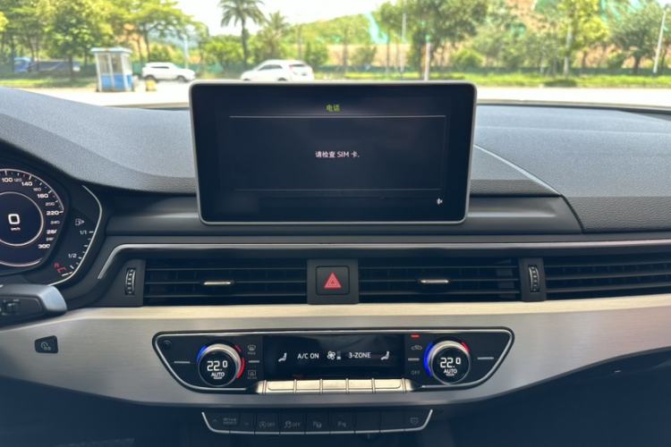 Used Audi A4L 2019 40 TFSI Fashion Edition China VI Emission Standard Interior 3
