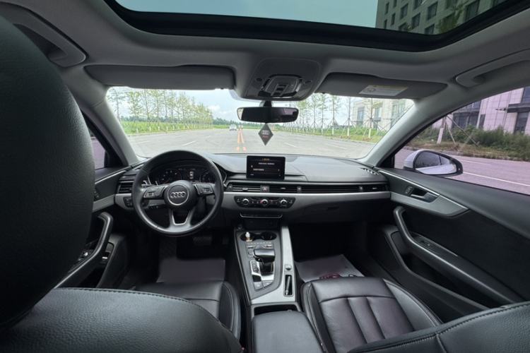 Used Audi A4L 2019 40 TFSI Ambition Version China V Interior 4