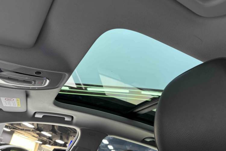 Used Audi A4L 2019 40 TFSI Fashion Edition China VI Emission Standard Interior 4