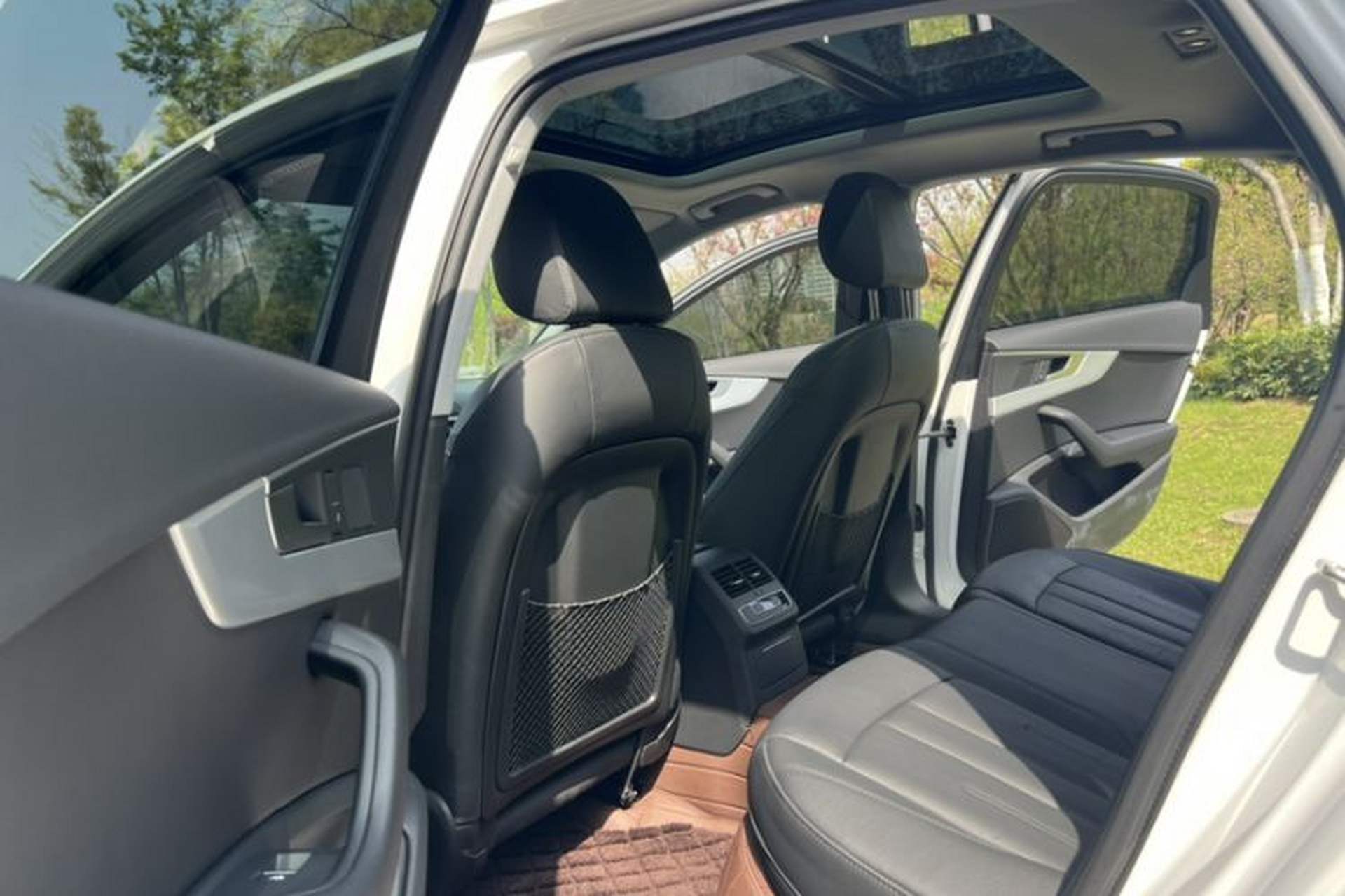 Used Audi A4L 2019 40 TFSI Fashion Edition China VI Emission Standard Interior 5