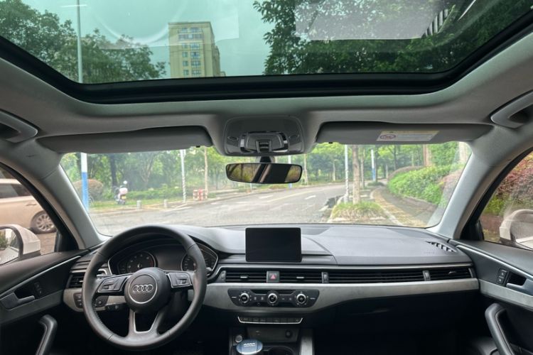Used Audi A4L 2019 40 TFSI Ambition China VI Interior 6