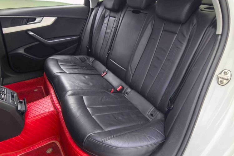 Used Audi A4L 2019 40 TFSI Fashion Version China V Interior 7