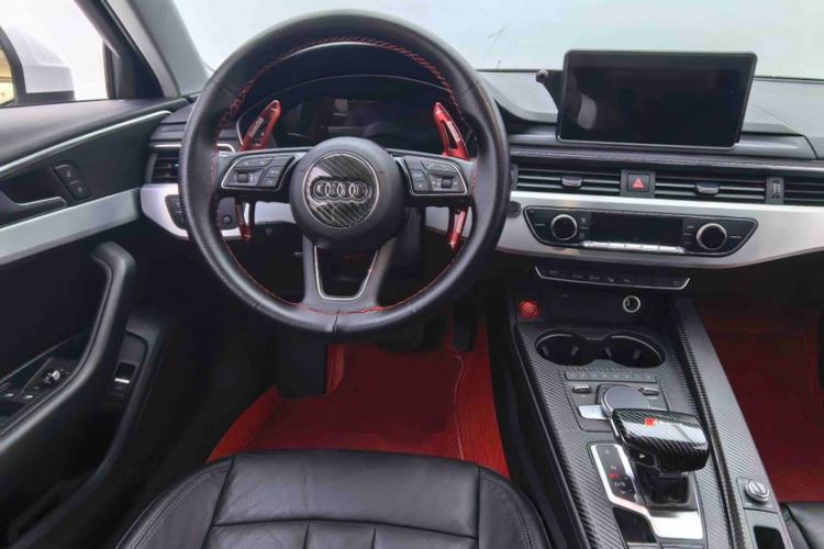 Used Audi A4L 2019 40 TFSI Fashion Version China V Interior 8