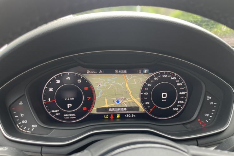 Used Audi A4L 2019 40 TFSI Fashion Edition China VI Emission Standard Interior 9