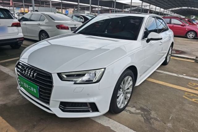 Audi A4L 2019 40 TFSI Ambition Version China V de segunda mano