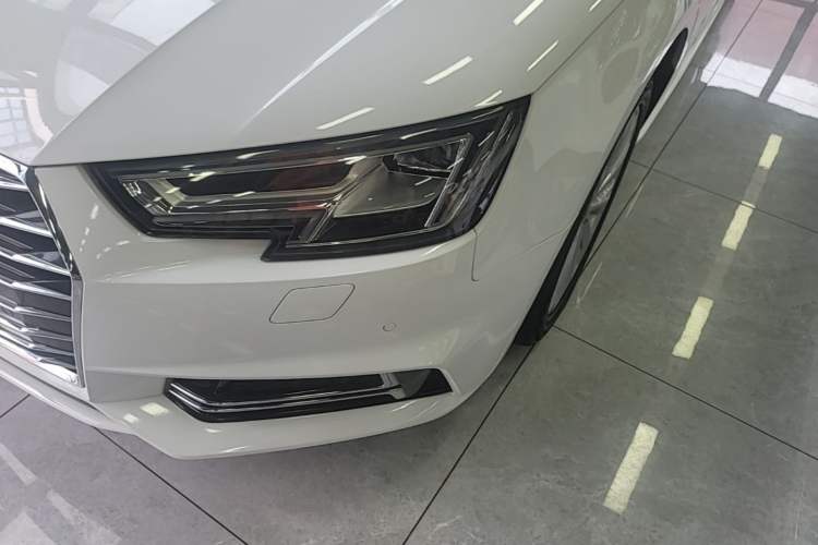 Used Audi A4L 2019 40 TFSI Ambition China VI Left Front Headlight