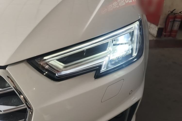 Used Audi A4L 2019 40 TFSI Fashion Edition China VI Emission Standard Left Front Headlight