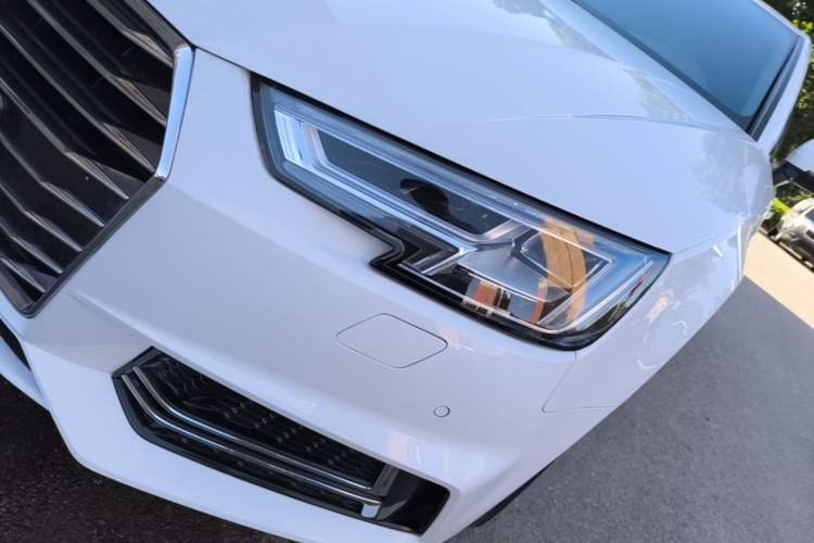 Used Audi A4L 2019 40 TFSI Ambition China VI Left Front Headlight