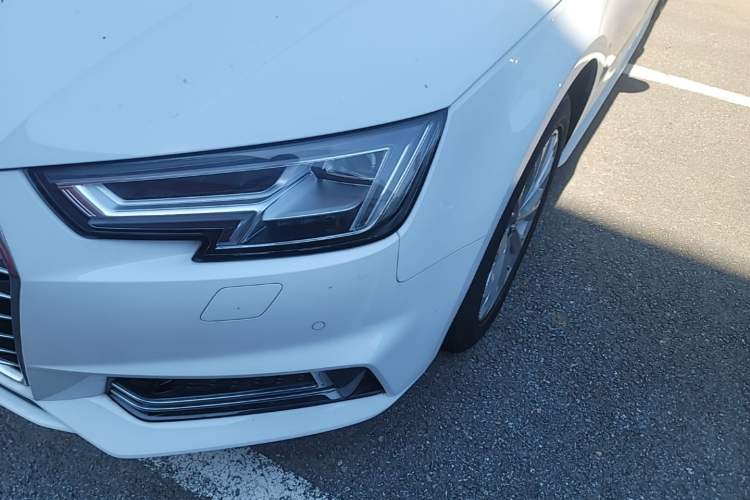 Used Audi A4L 2019 40 TFSI Ambition China VI Left Front Headlight