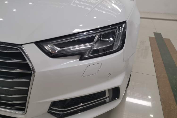 Used Audi A4L 2019 40 TFSI Ambition China VI Left Front Headlight