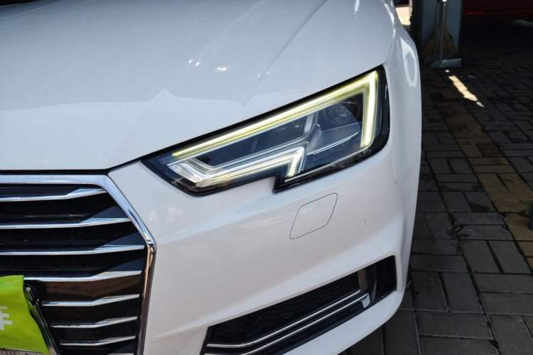 Used Audi A4L 2019 40 TFSI Ambition Version China V Left Front Headlight
