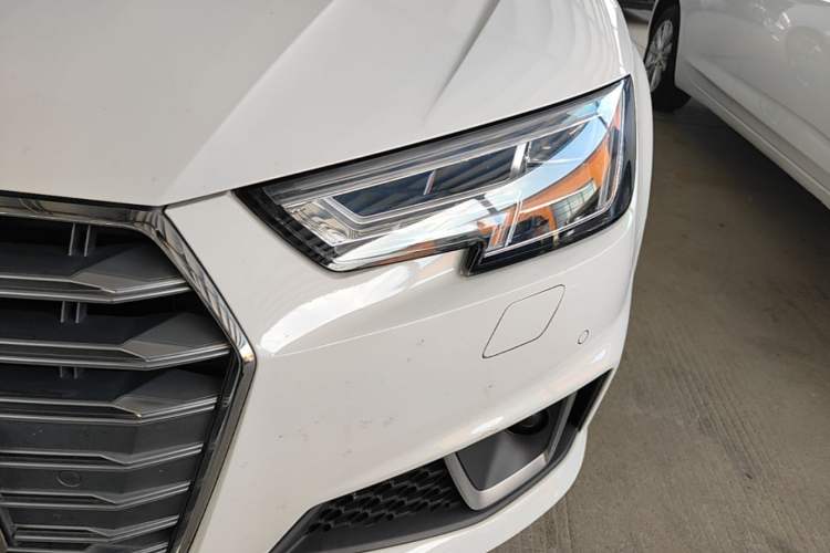 Used Audi A4L 2019 40 TFSI Fashion Edition China VI Emission Standard Left Front Headlight