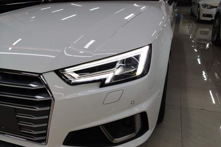 Used Audi A4L 2019 40 TFSI Fashion Edition China VI Emission Standard Left Front Headlight