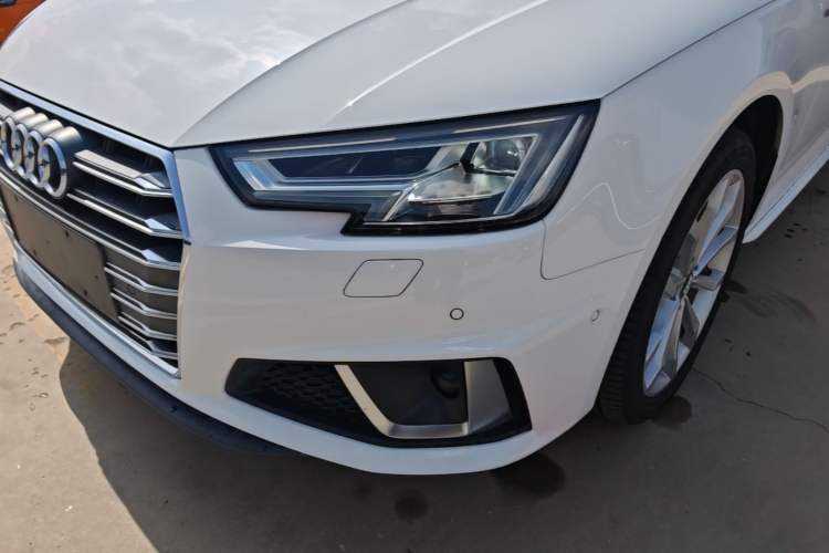 Used Audi A4L 2019 40 TFSI Fashion Edition China VI Emission Standard Left Front Headlight