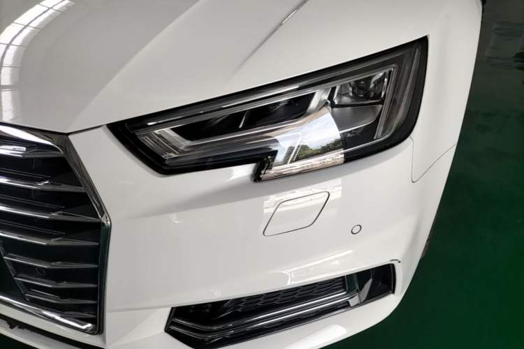 Used Audi A4L 2019 40 TFSI Ambition China VI Left Front Headlight