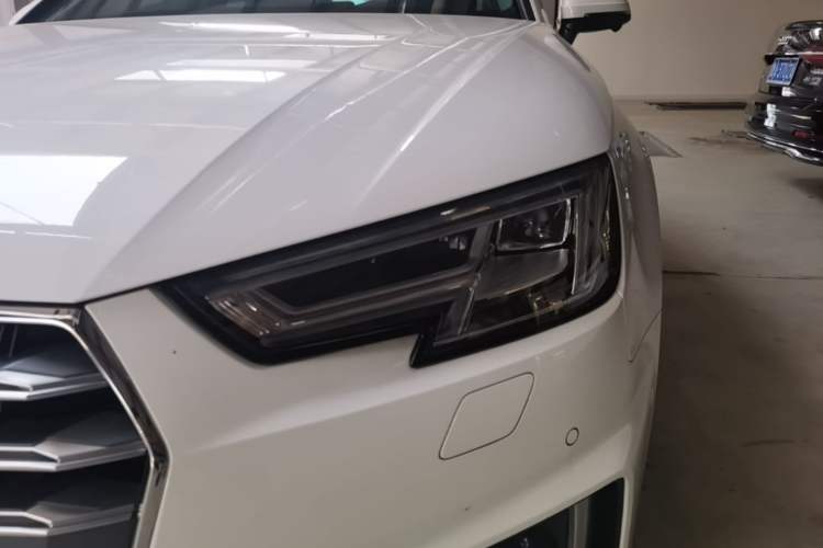 Used Audi A4L 2019 40 TFSI Fashion Edition China VI Emission Standard Left Front Headlight