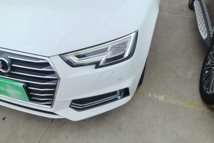 Used Audi A4L 2019 40 TFSI Ambition China VI Left Front Headlight