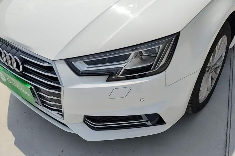 Used Audi A4L 2019 40 TFSI Ambition China VI Left Front Headlight
