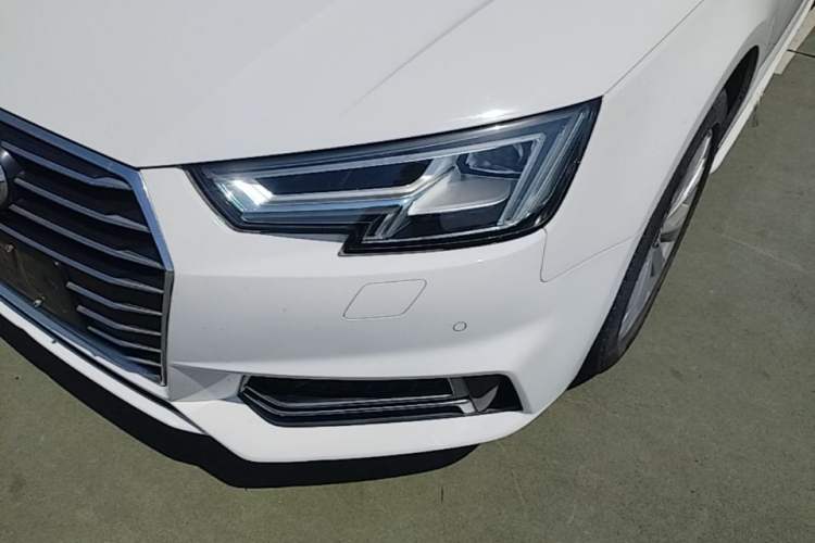 Used Audi A4L 2019 40 TFSI Ambition China VI Left Front Headlight