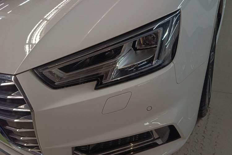 Used Audi A4L 2019 40 TFSI Ambition China VI Left Front Headlight