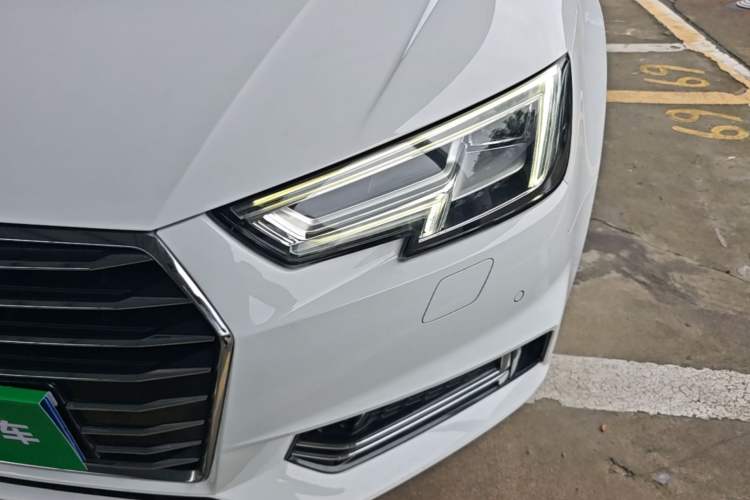 Used Audi A4L 2019 40 TFSI Ambition Version China V Left Front Headlight
